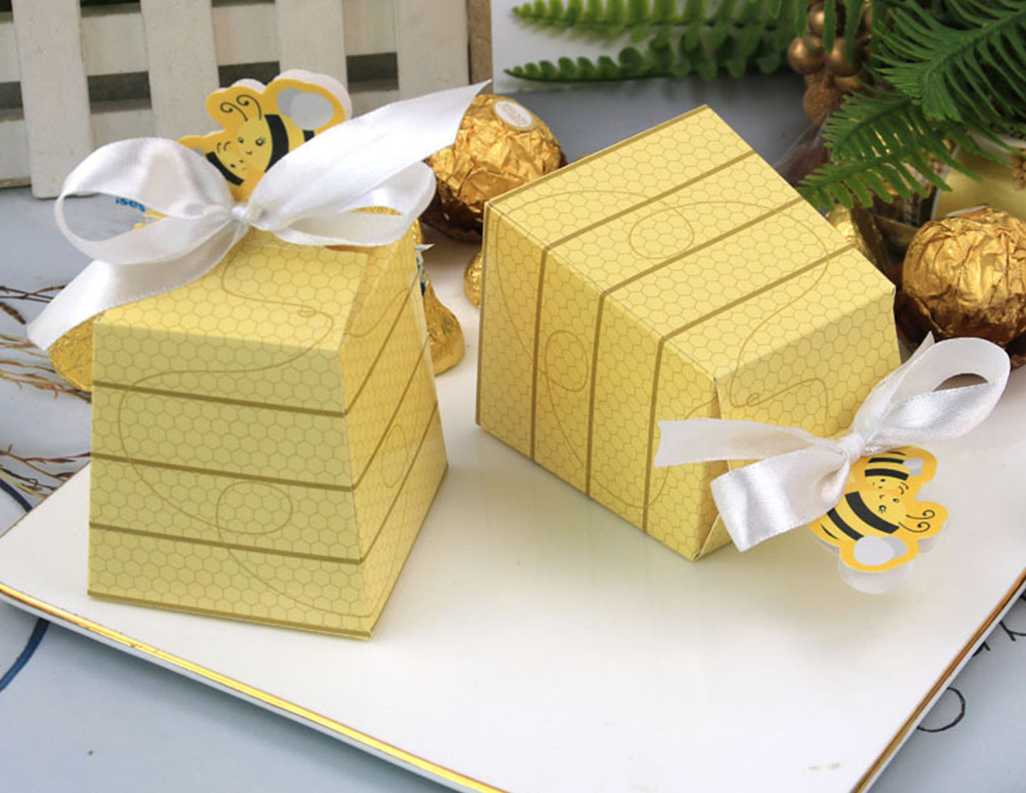 Bee favor box-1st birthday party favor boxes-Bumble Bee hive favor boxes-small gift box-candy boxes for Child's birthday party,baby shower