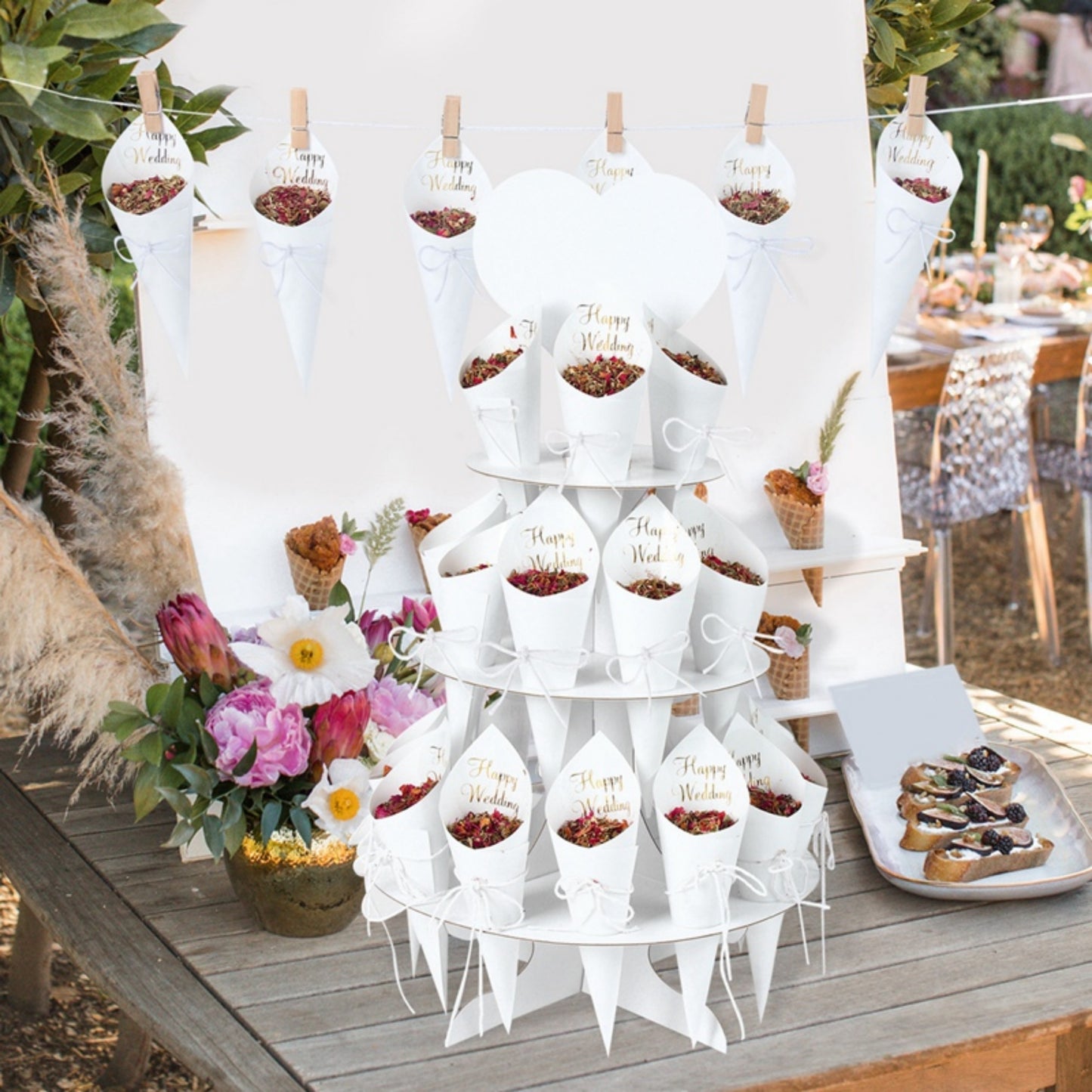 Wedding Confetti Cone Holder 3 layers 24 Holes Paper Confetti Stand Tray Boxes White Kraft Circular Afternoon Tea Style Confetti Holder